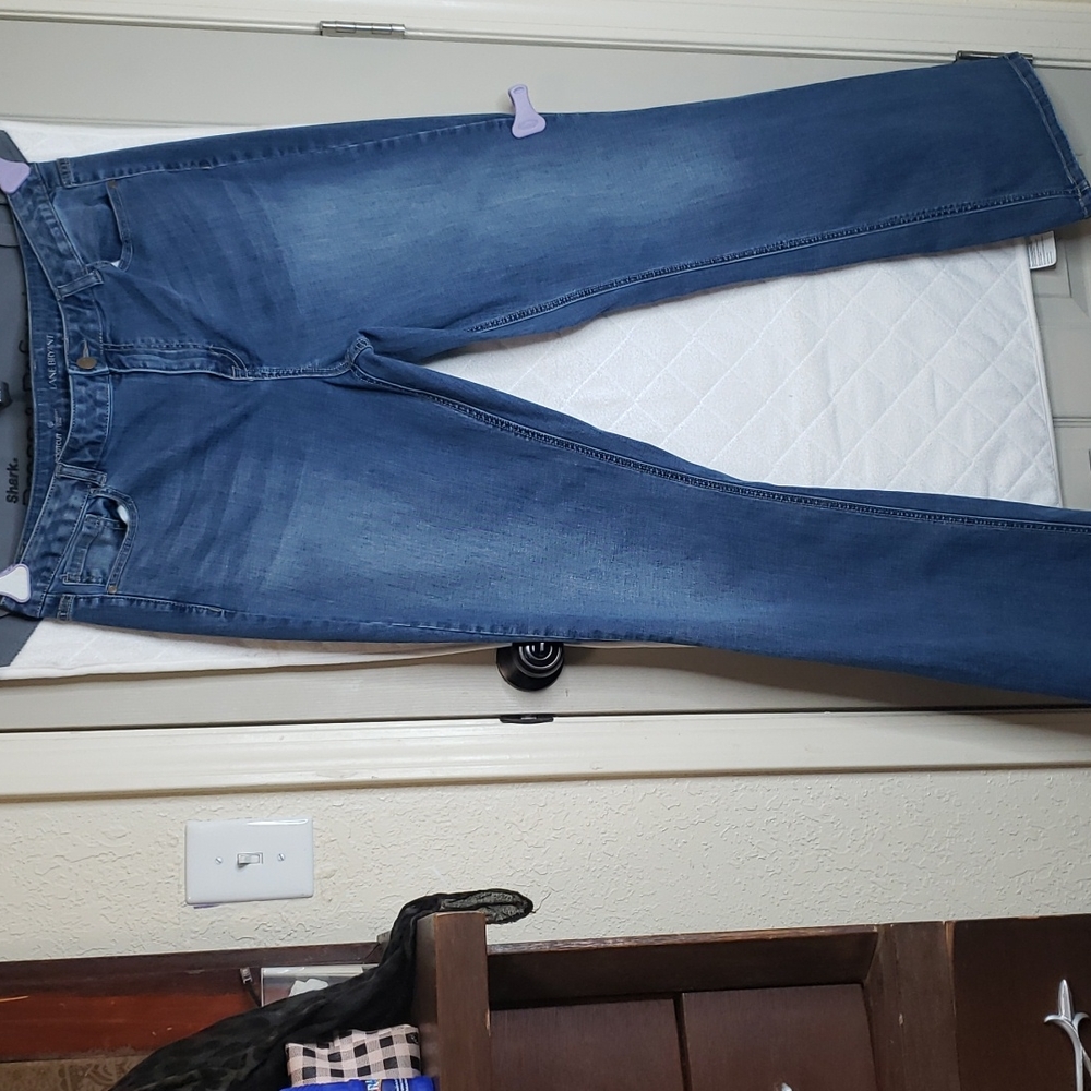 Lane bryant boot-cut jeans size 20 Long